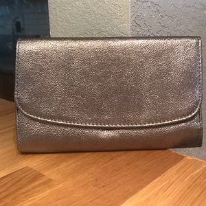 Metallic Clutch (No use)